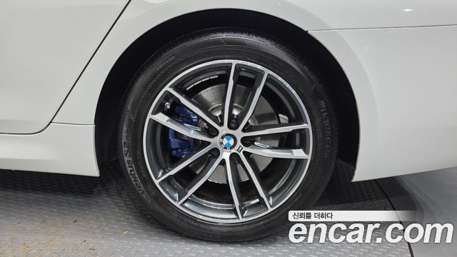 BMW 5-Series 523d M Sport