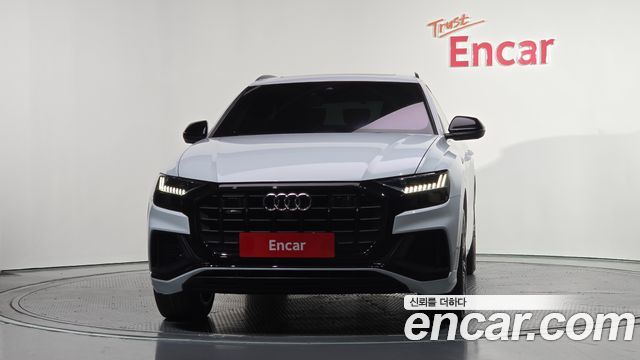 Audi Q8 55 TFSI Quattro Premium