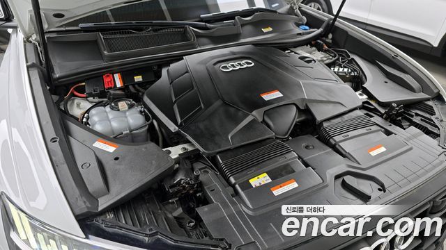 Audi Q8 55 TFSI Quattro Premium