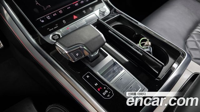 Audi Q8 55 TFSI Quattro Premium