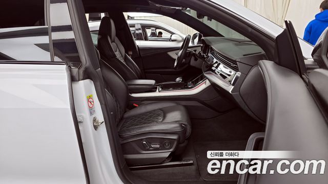 Audi Q8 55 TFSI Quattro Premium
