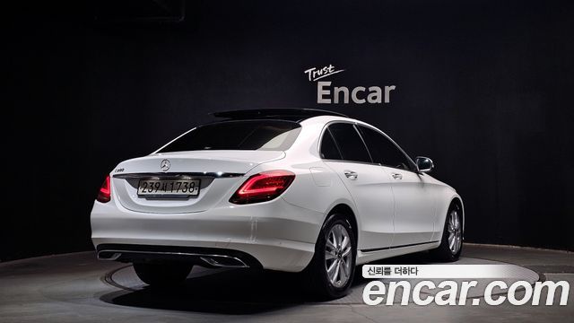 Mercedes-Benz C-Class C200 Avantgarde