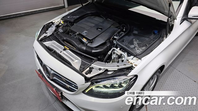 Mercedes-Benz C-Class C200 Avantgarde