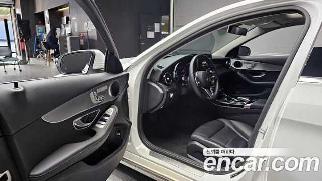 Mercedes-Benz C-Class C200 Avantgarde