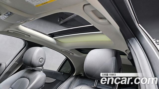 Mercedes-Benz C-Class C200 Avantgarde
