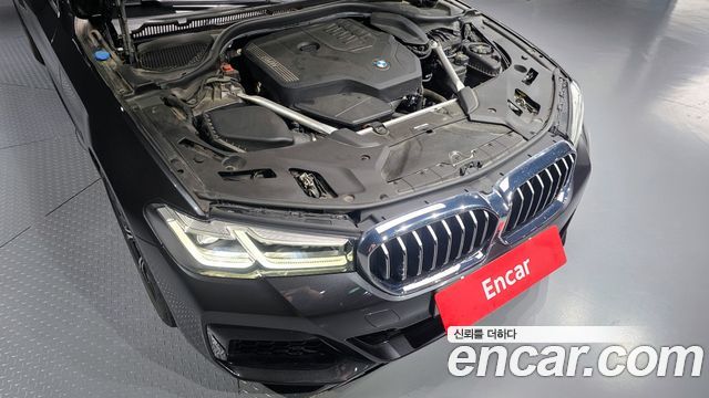 BMW 5-Series 530i M Sport Package