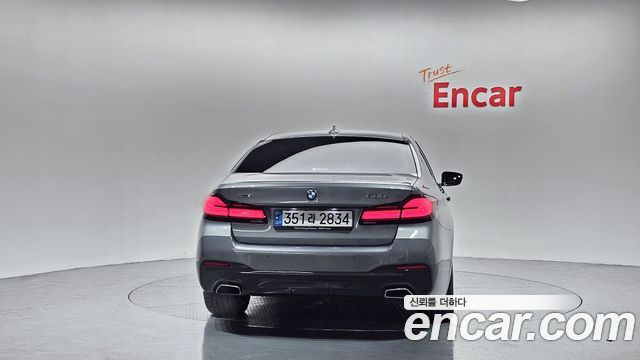 BMW 5-Series 530i xDrive M Sport Package