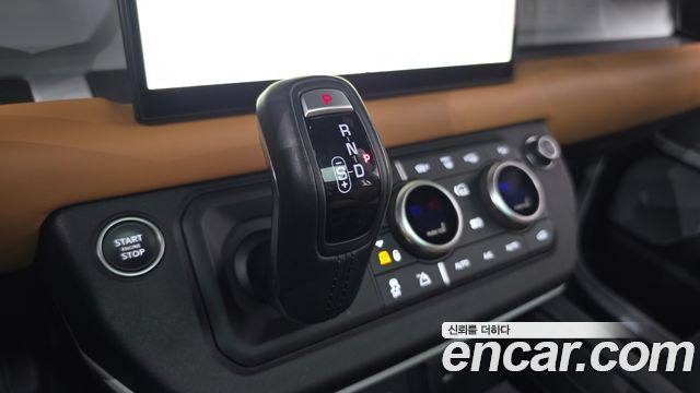 Land Rover Defender 130 P400 X-Dynamic HSE
