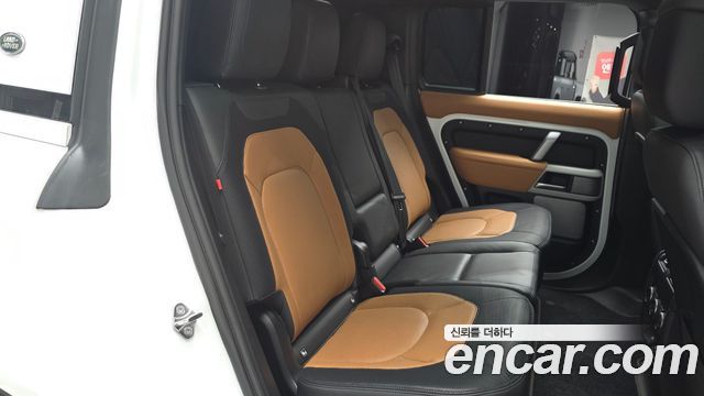 Land Rover Defender 130 P400 X-Dynamic HSE