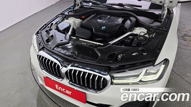 BMW 5-Series 520i M Sport