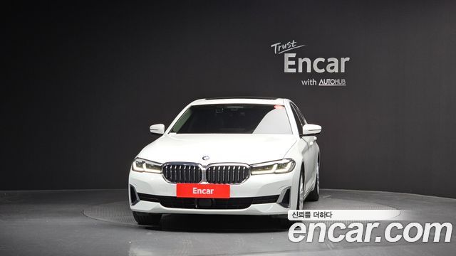 BMW 5-Series 530i Luxury