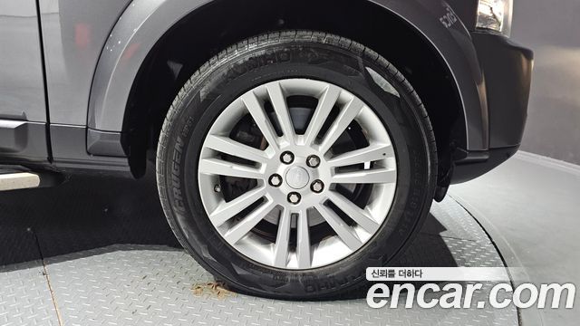 Land Rover Discovery 3.0 SDV6 HSE