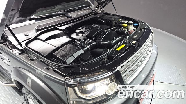 Land Rover Discovery 3.0 SDV6 HSE