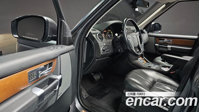Land Rover Discovery 3.0 SDV6 HSE