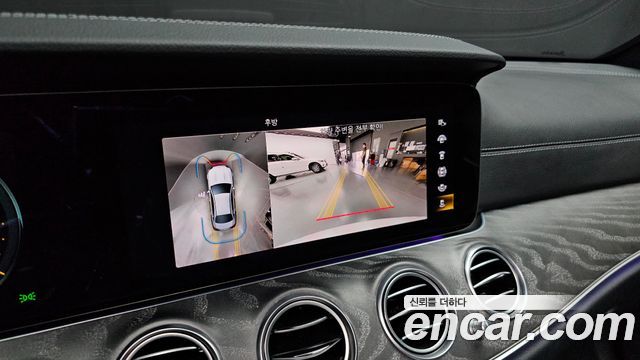 Mercedes-Benz E-Class E350 4MATIC AMG Line