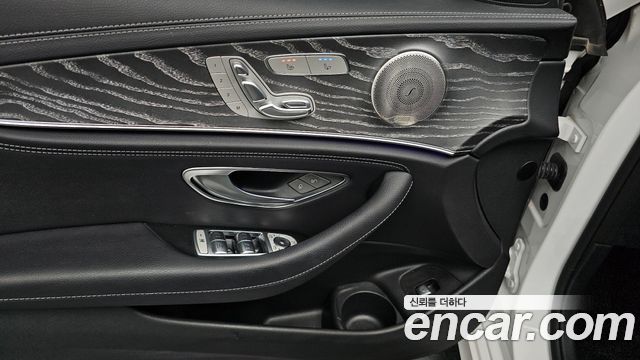 Mercedes-Benz E-Class E350 4MATIC AMG Line