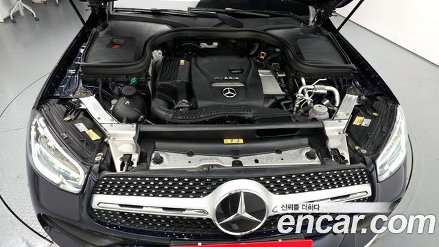 Mercedes-Benz GLC-Class GLC300e 4MATIC Coupe