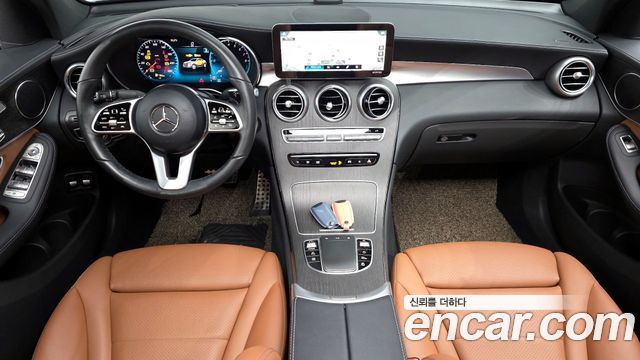 Mercedes-Benz GLC-Class GLC300e 4MATIC Coupe