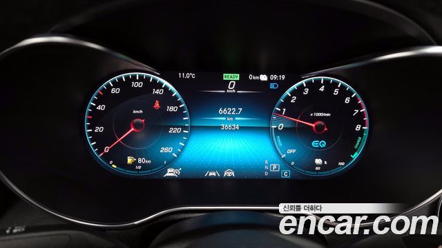 Mercedes-Benz GLC-Class GLC300e 4MATIC Coupe