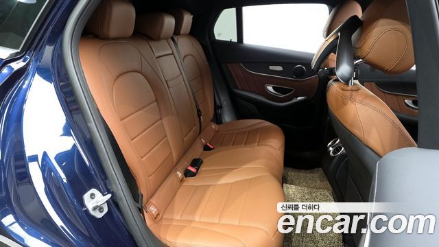 Mercedes-Benz GLC-Class GLC300e 4MATIC Coupe