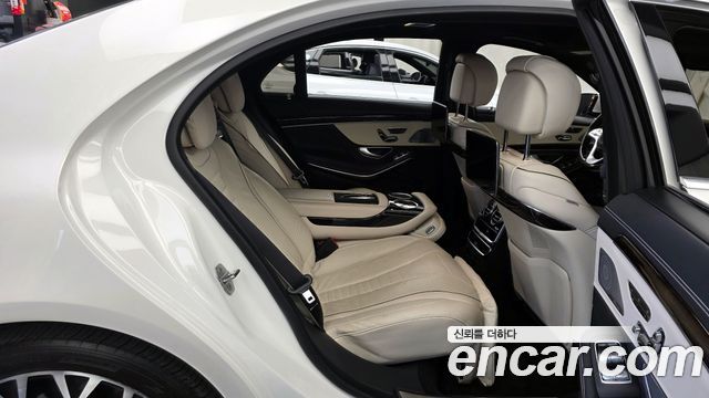 Mercedes-Benz S-Class S560eL