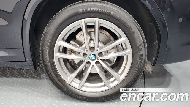 BMW X3 xDrive 20i M sports Online Exclusive Edition
