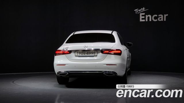 Mercedes-Benz E-Class E350 4MATIC Avantgarde