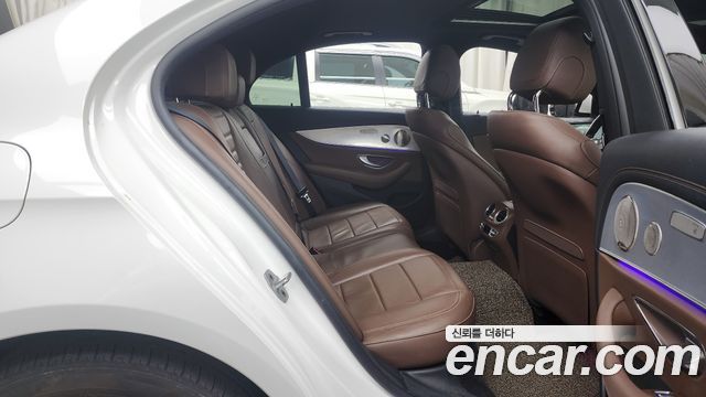 Mercedes-Benz E-Class E350 4MATIC Avantgarde