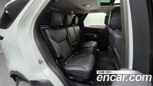 Land Rover Discovery D250 SE