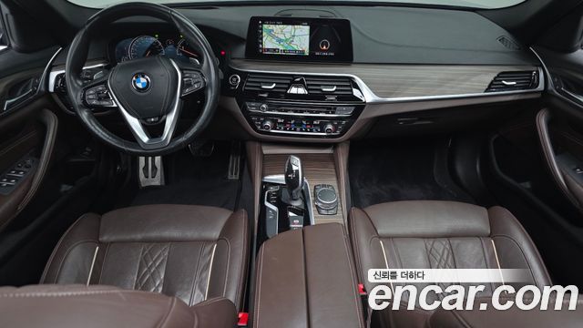 BMW 5-Series 530i M Sport Package Plus