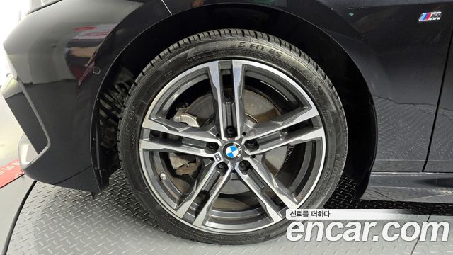 BMW 2-Series 220i M Sports