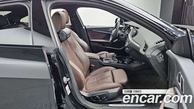BMW 2-Series 220i M Sports