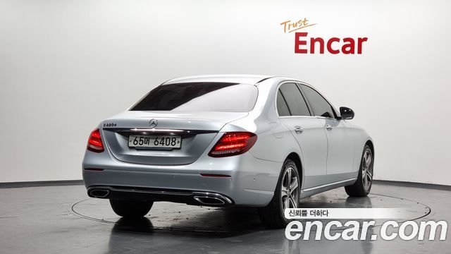 Mercedes-Benz E-Class E220d Avantgarde