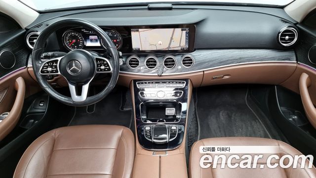 Mercedes-Benz E-Class E220d Avantgarde