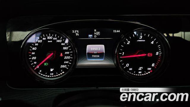 Mercedes-Benz E-Class E220d Avantgarde