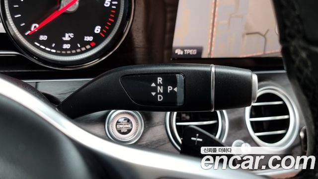 Mercedes-Benz E-Class E220d Avantgarde