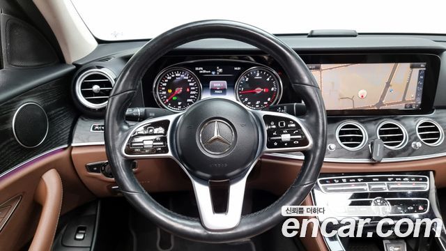 Mercedes-Benz E-Class E220d Avantgarde