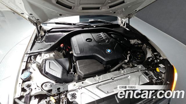 BMW 3-Series 320i