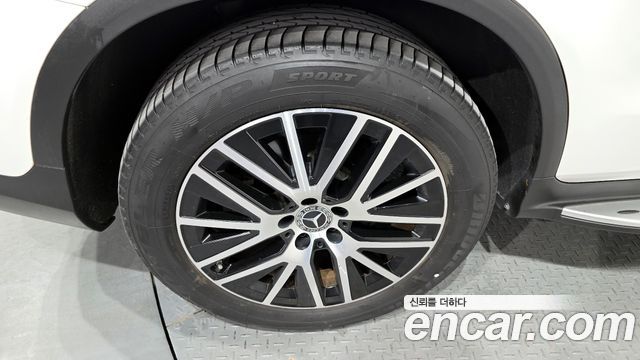 Mercedes-Benz GLC-Class GLC220 d 4MATIC