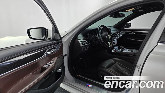 BMW 7-Series 730d xDrive M Sport