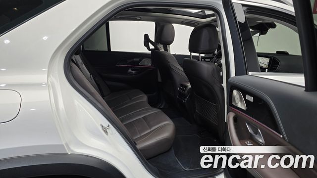 Mercedes-Benz GLE-Class GLE300d 4MATIC