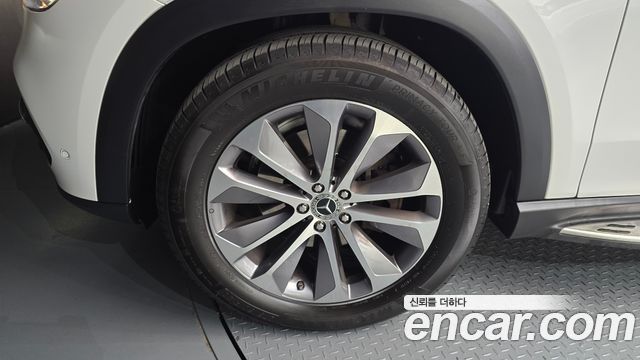 Mercedes-Benz GLE-Class GLE300d 4MATIC