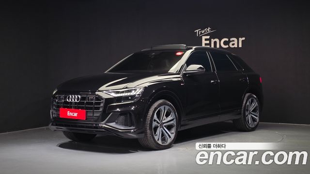 Audi Q8 55 TFSI Quattro Premium