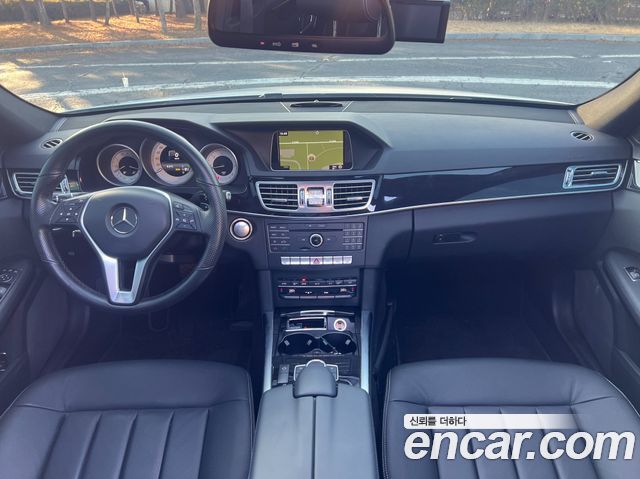 Mercedes-Benz E-Class E250 BlueTec 4MATIC AV