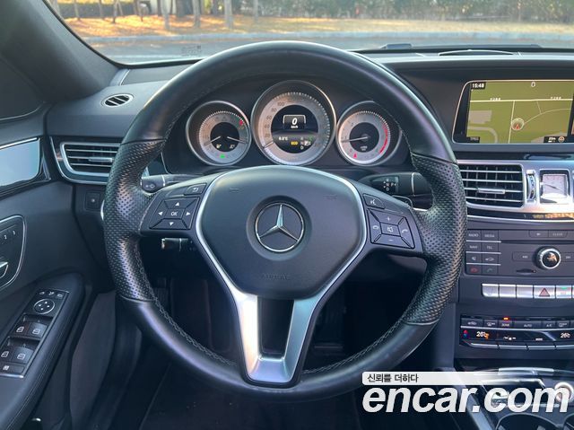 Mercedes-Benz E-Class E250 BlueTec 4MATIC AV