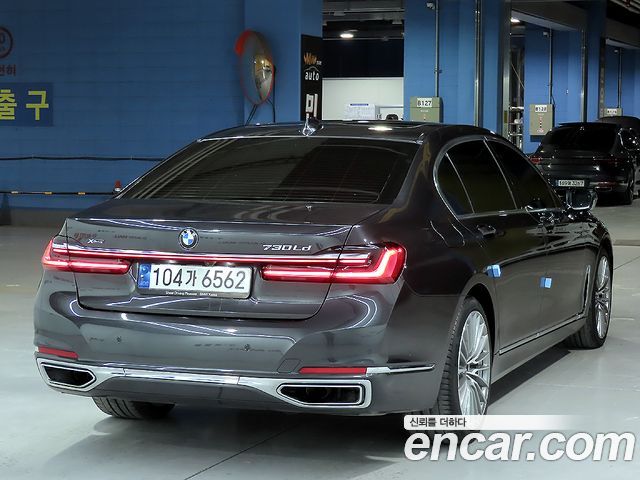 BMW 7-Series 730Ld xDrive Design Pure Excellence