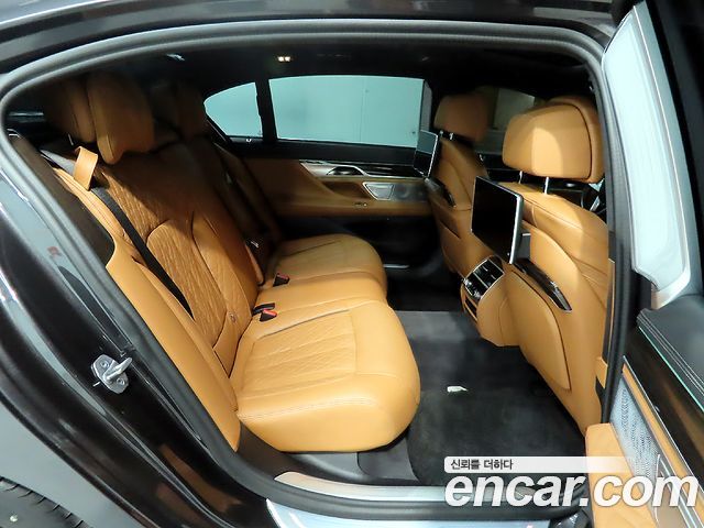 BMW 7-Series 730Ld xDrive Design Pure Excellence