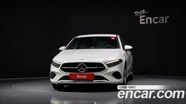 Mercedes-Benz A-Class A220 Hatchback