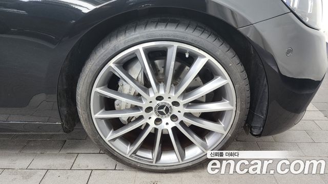 Mercedes-Benz E-Class E350 4MATIC AMG Line