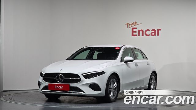 Mercedes-Benz A-Class A220 Hatchback